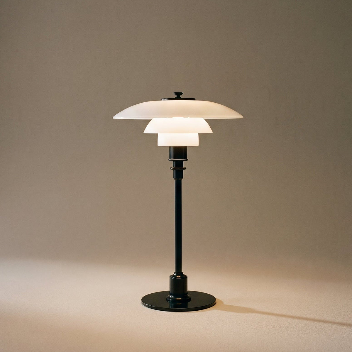 Stolní lampa v dánském designu