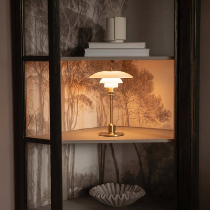 Stolní lampa v dánském designu