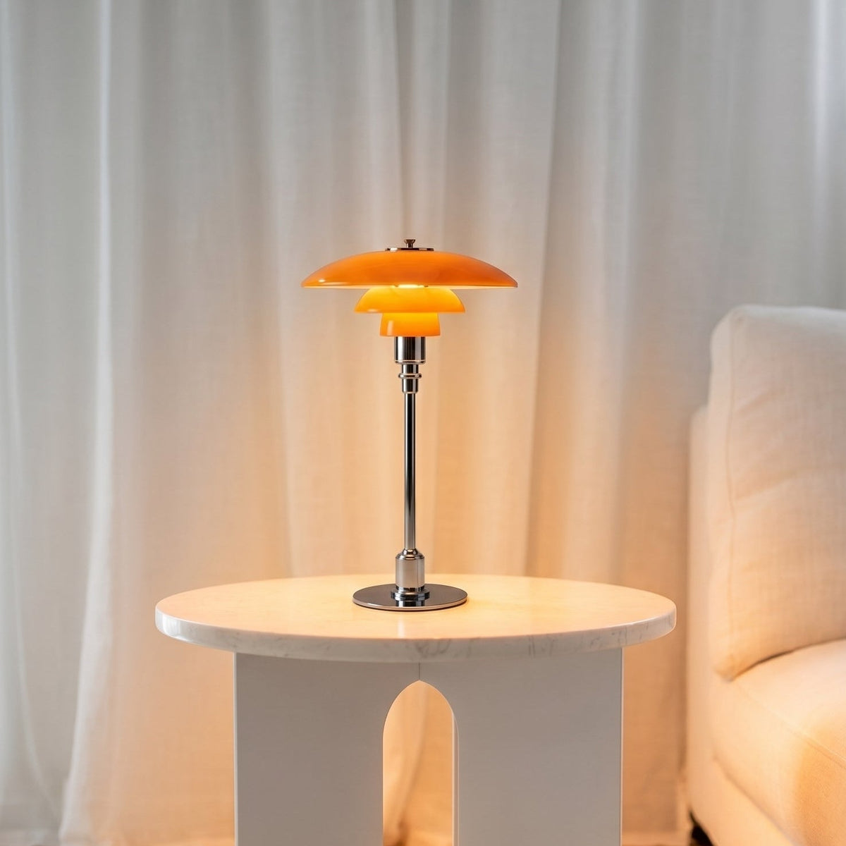 Stolní lampa v dánském designu