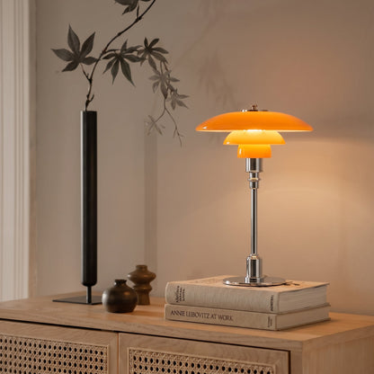 Stolní lampa v dánském designu